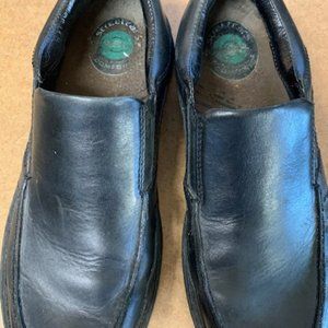 Men's Size 101/2  Comfort Streetcar Black Slip on Shoes